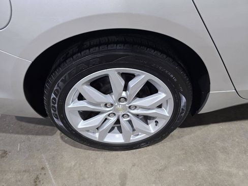 Used 2016 Chevrolet Impala LT w/ Convenience Package FWD image 20