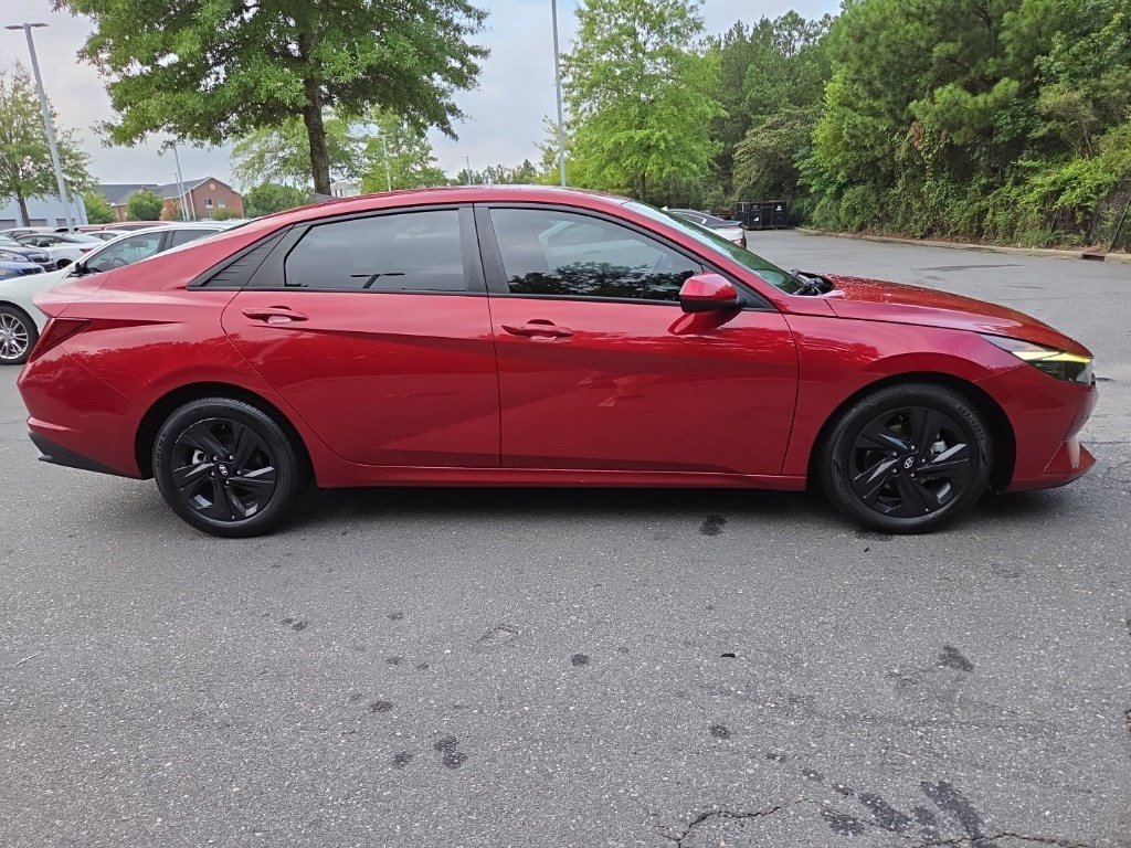 Used 2021 Hyundai Elantra SEL FWD image 8