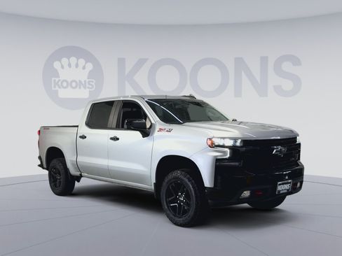 Used 2021 Chevrolet Silverado 1500 LT Trail Boss AWD/4WD image 2