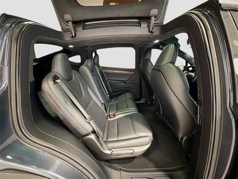 Used 2020 Tesla Model X Long Range image 21