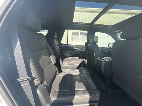 Used 2024 Chevrolet Tahoe RST w/ Luxury Package AWD/4WD image 27