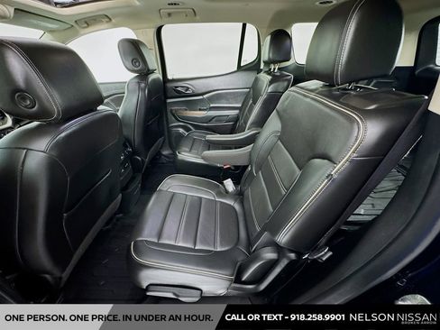 Used 2021 GMC Acadia Denali w/ Denali Ultimate Package AWD/4WD image 26