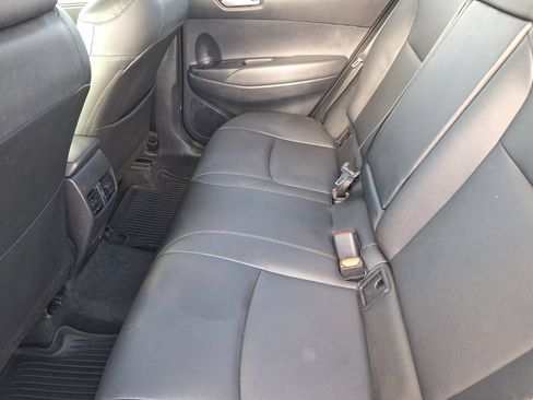 Used 2026 Toyota Corolla Cross XLE w/ Convenience Package FWD image 23