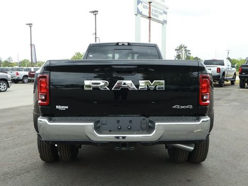 New 2026 RAM 3500 Tradesman AWD/4WD image 7