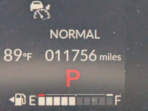 Used 2025 Honda HR-V LX image 29