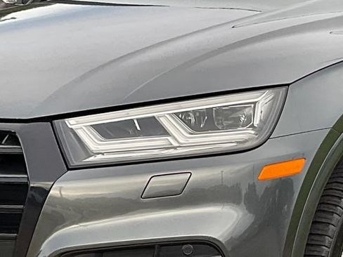 Used 2020 Audi Q5 2.0T Titanium Premium Plus AWD/4WD image 12