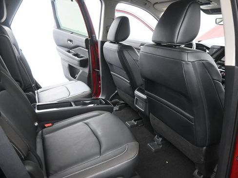 Used 2023 Nissan Pathfinder SL w/ SL Premium Package AWD/4WD image 19