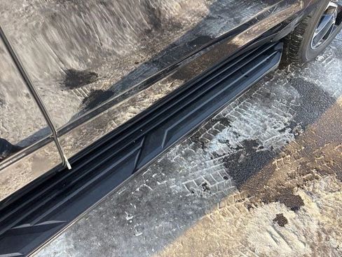 Used 2022 Chevrolet Tahoe RST w/ Luxury Package image 43