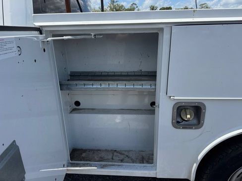 Used 2024 Ford F250 XL RWD image 37