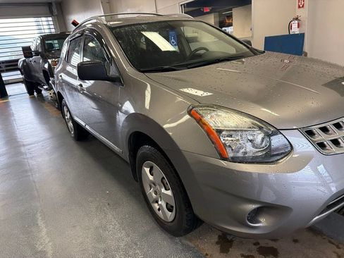 Used 2015 Nissan Rogue S w/ Convenience Package AWD/4WD image 1