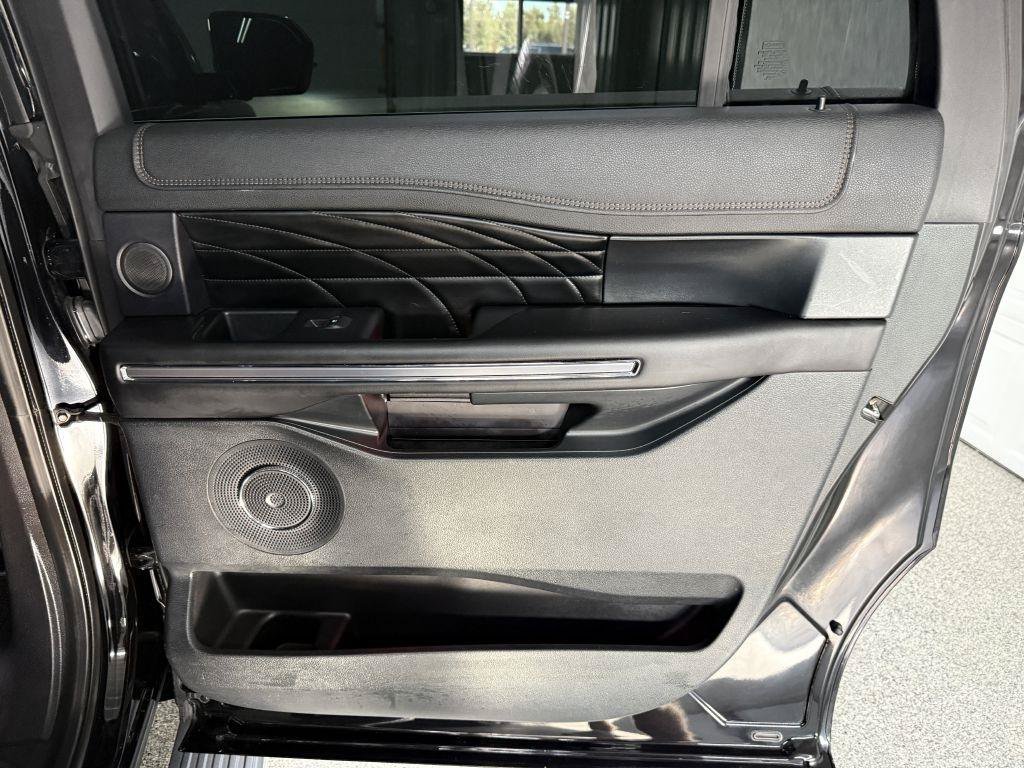 Used 2019 Ford Expedition Max Platinum AWD/4WD image 41