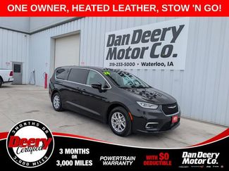 Used 2024 Chrysler Pacifica Touring-L video 1