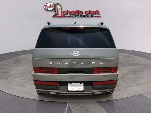 Used 2024 Hyundai Santa Fe SEL FWD image 4