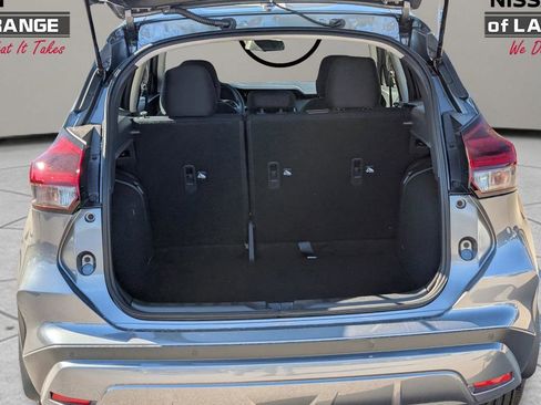 New 2025 Nissan Kicks Play S image 12