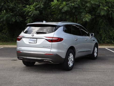 Used 2019 Buick Enclave Essence FWD image 9