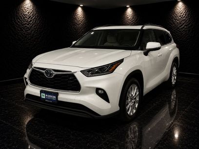 Used 2020 Toyota Highlander Limited