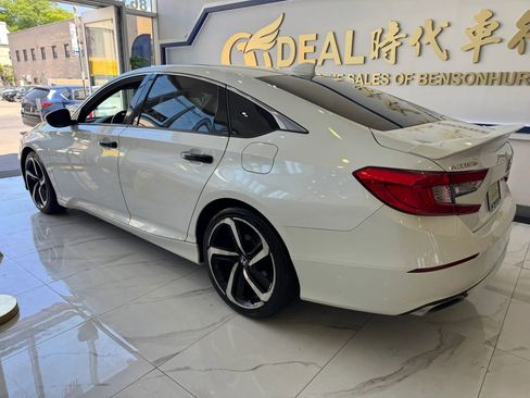 Used 2019 Honda Accord Sport image 5