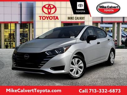 Used 2024 Nissan Versa S w/ Trunk Package