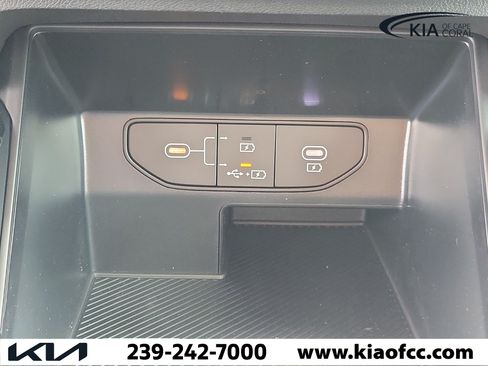 New 2026 Kia Sorento LX FWD image 26