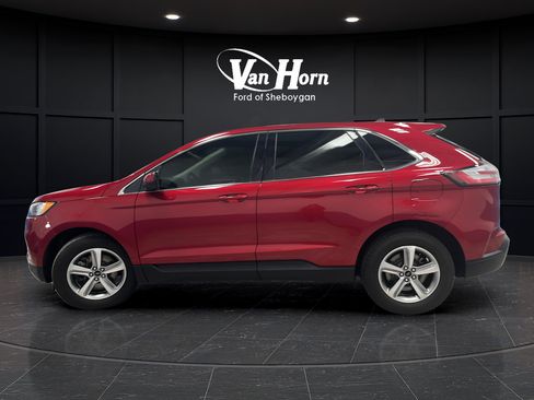 Used 2024 Ford Edge SEL w/ Convenience Package AWD/4WD image 4