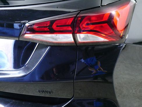 Used 2024 Chevrolet Equinox LS w/ LS Convenience Package image 17