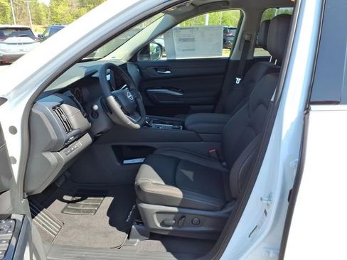 New 2026 Nissan Pathfinder SL AWD/4WD image 6