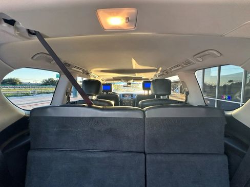 Used 2015 INFINITI QX80 Luxe w/ 22" Wheel Package image 17