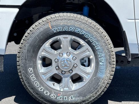 New 2026 RAM 2500 Big Horn AWD/4WD image 24