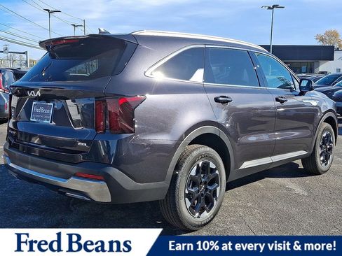 New 2026 Kia Sorento S w/ S Panoramic Sunroof Package AWD/4WD image 4