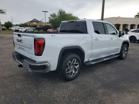Used 2026 GMC Sierra 1500 SLT w/ SLT Premium Package AWD/4WD image 4