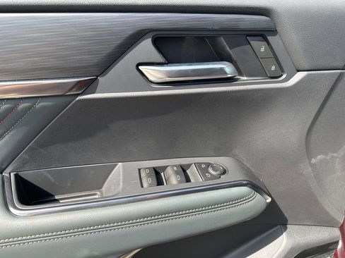 New 2025 GMC Acadia AT4 w/ Super Cruise Package image 7