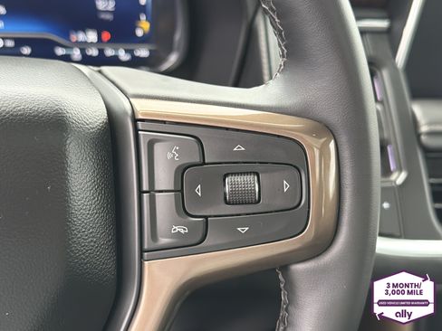 Used 2024 Chevrolet Tahoe High Country AWD/4WD image 17