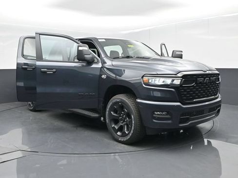 New 2026 RAM 1500 Express AWD/4WD image 55