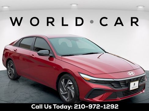 Certified 2025 Hyundai Elantra Sport image 1