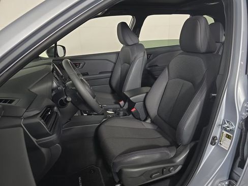Certified 2025 Subaru Forester Premium AWD/4WD image 22