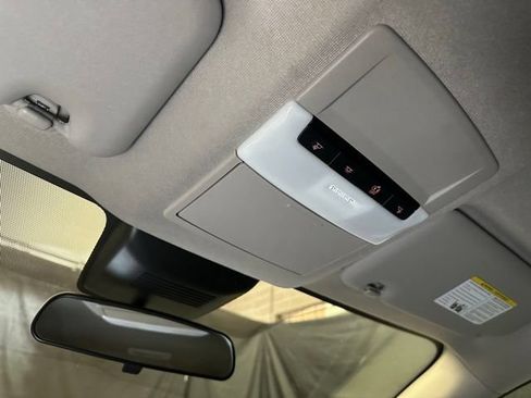 Used 2024 Nissan Sentra SV FWD image 32