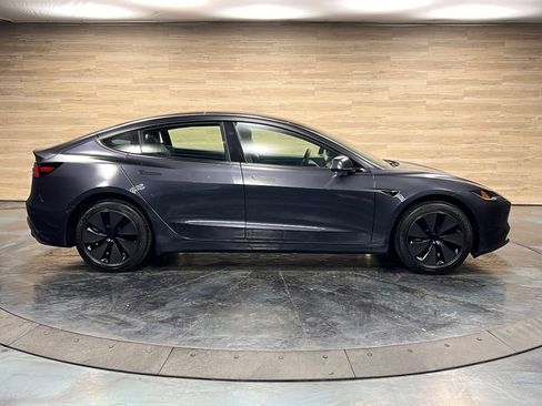 Used 2026 Tesla Model 3 image 26