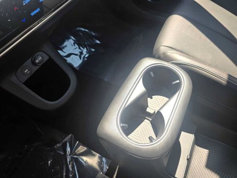 Used 2024 Hyundai Ioniq 5 Limited RWD image 32