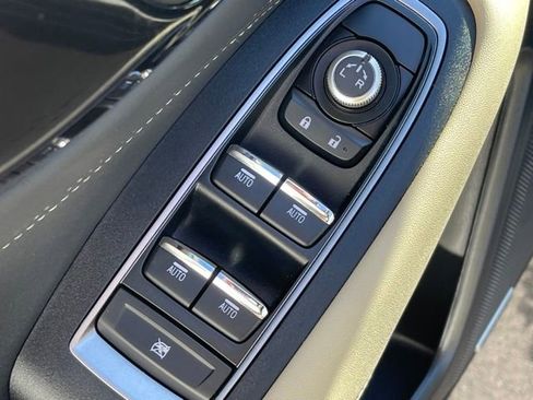 Certified 2025 Subaru Outback Limited w/ Popular Package #2 image 18