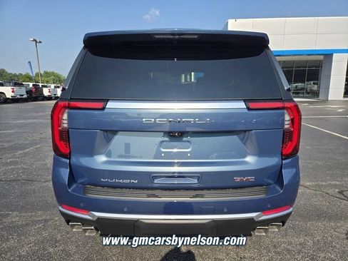 New 2026 GMC Yukon Denali w/ Denali Reserve Package AWD/4WD image 5