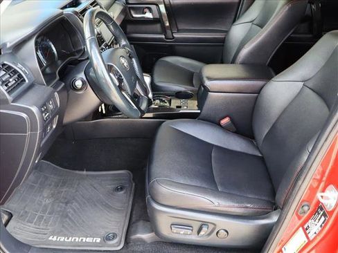 Used 2019 Toyota 4Runner TRD Off-Road Premium AWD/4WD image 24