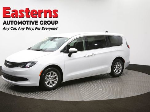 Used 2023 Chrysler Voyager LX FWD image 56