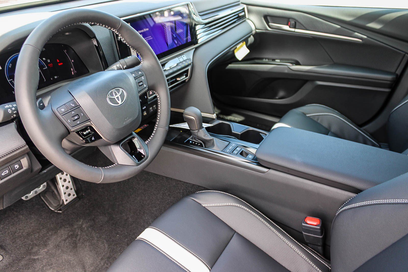 New 2026 Toyota Camry SE FWD image 20