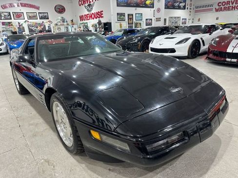 Used 1994 Chevrolet Corvette Coupe image 4