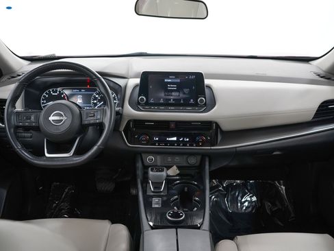 Used 2023 Nissan Rogue SV w/ SV Premium Package AWD/4WD image 16