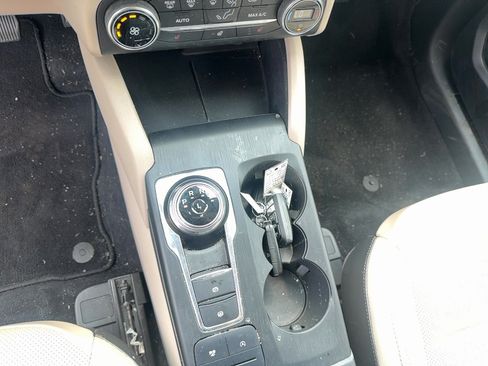 Used 2020 Ford Escape SEL AWD/4WD image 17