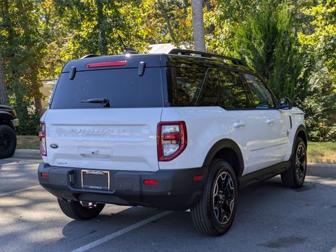 New 2025 Ford Bronco Sport Outer Banks image 3