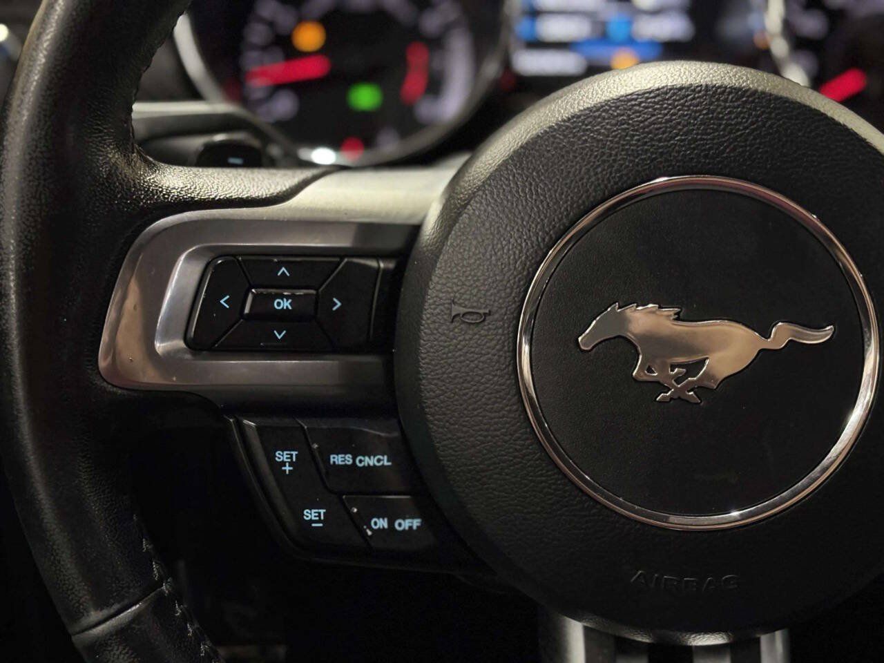 Used 2016 Ford Mustang Convertible w/ Equipment Group 051A RWD image 31