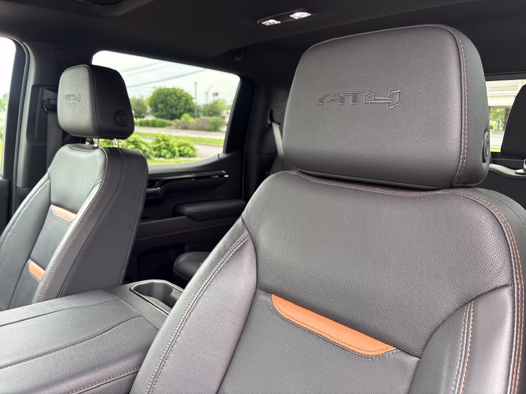 Certified 2025 GMC Sierra 1500 AT4 w/ AT4 Premium Package AWD/4WD image 24