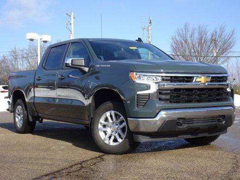New 2025 Chevrolet Silverado 1500 LT w/ Convenience Package II image 12